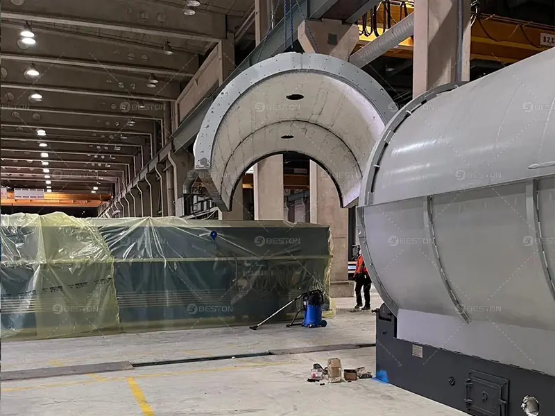 Casing Hoisting Work of Plastic Pyrolysis Reactor in Finland