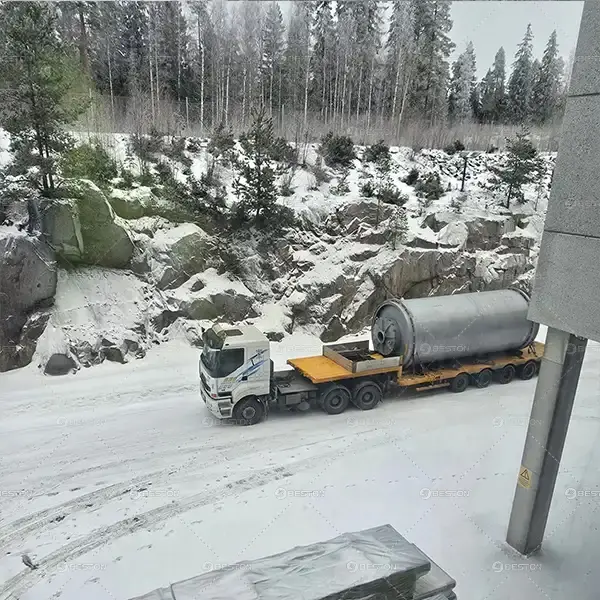Transport Plastic Pyrolysis Machine to Finland