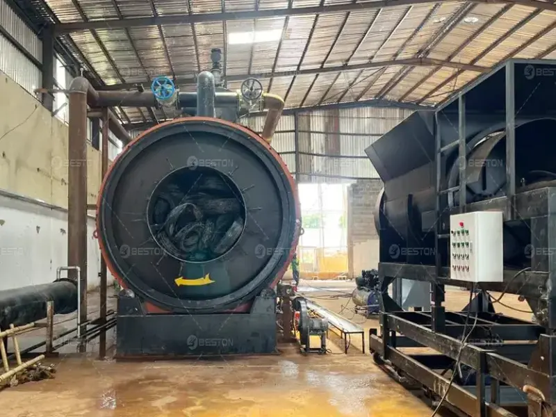 Put Waste Tyres into Pyrolysis Reactor