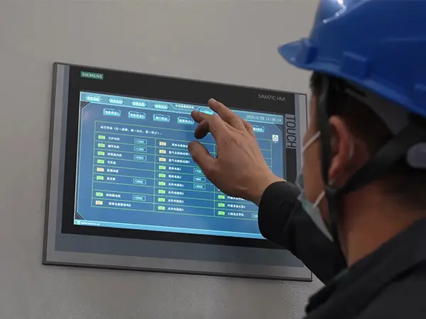 Smart HMI Touchscreen of Electrical Control Cabinet