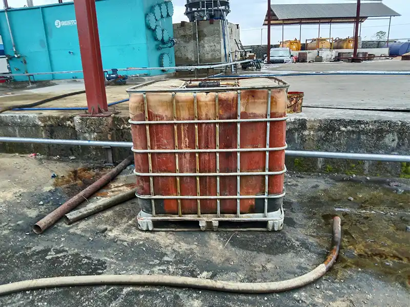 Abundant Pyrolysis Oil from Oil Sludge Recovery